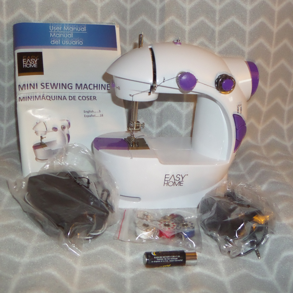 Mini Sewing Machine with accessories